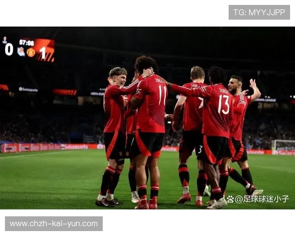 曼联防线整体前移：从压迫到反击的一体化革命